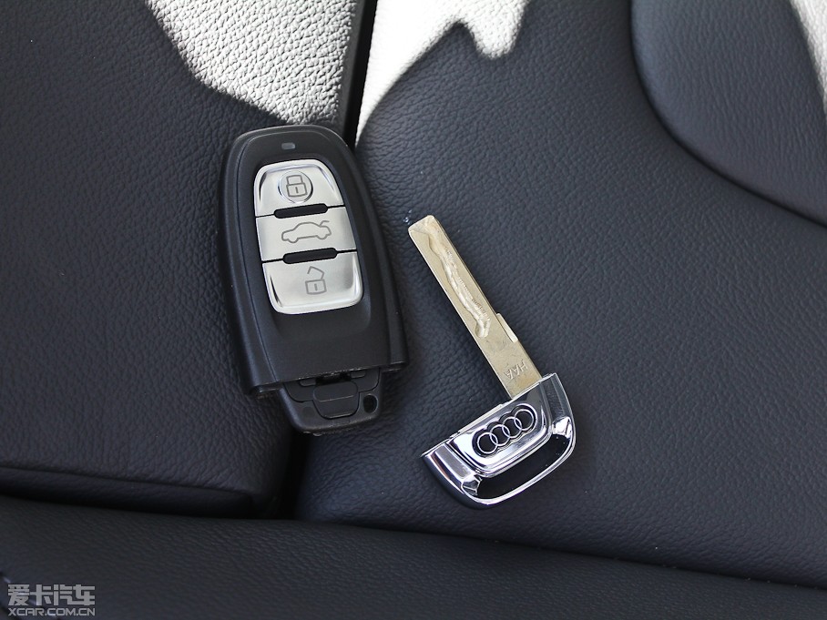 2012WA5 Coupe 2.0TFSI Coupe