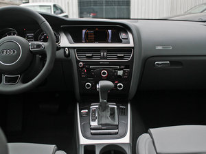 20122.0TFSI Coupe п_