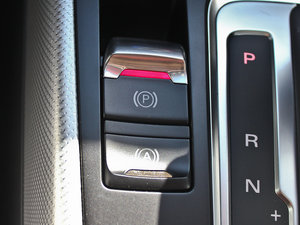 20122.0TFSI Coupe п؅^