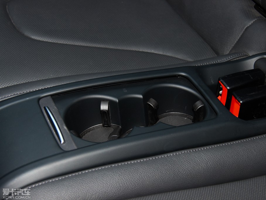 2012?yun)WS5 Cabriolet 3.0TFSI quattro Cabriolet