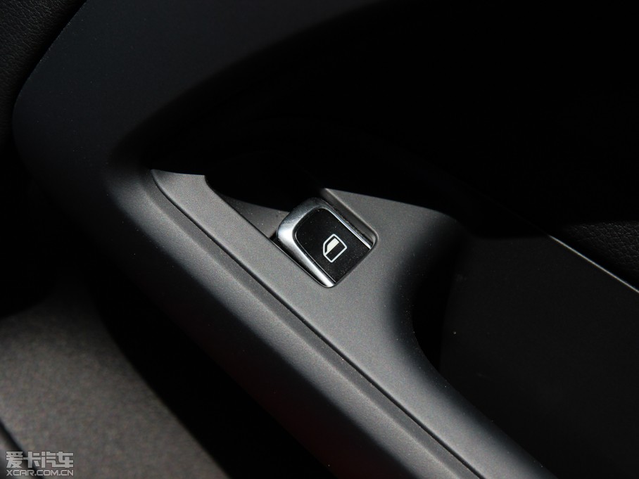 2012?yun)WS5 Cabriolet 3.0TFSI quattro Cabriolet