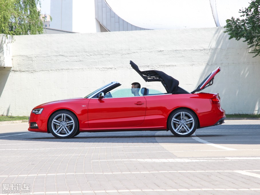 2012WS5 Cabriolet 3.0TFSI quattro Cabriolet