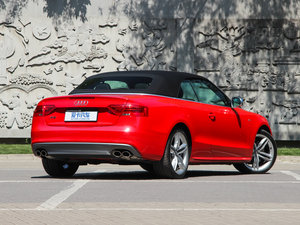 20123.0TFSI quattro Cabriolet w^