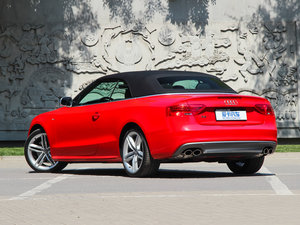 20123.0TFSI quattro Cabriolet w^