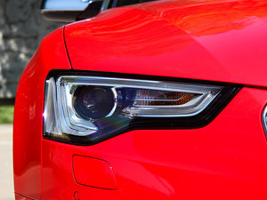 20123.0TFSI quattro Cabriolet ^