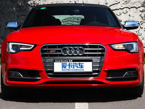 20123.0TFSI quattro Cabriolet ^