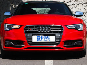 20123.0TFSI quattro Cabriolet ^