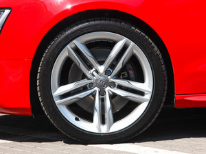 20123.0TFSI quattro Cabriolet ^