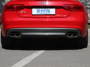 20123.0TFSI quattro Cabriolet Ś