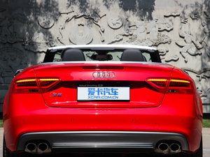 20123.0TFSI quattro Cabriolet ^