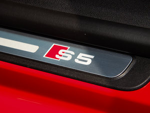 20123.0TFSI quattro Cabriolet g