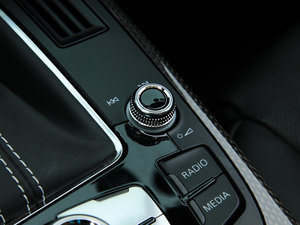 20123.0TFSI quattro Cabriolet п؅^(q)