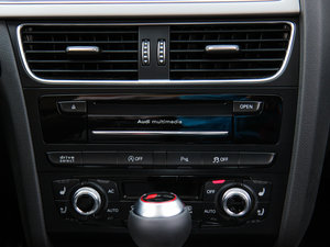 20123.0TFSI quattro Cabriolet {