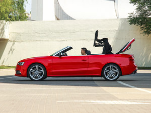 20123.0TFSI quattro Cabriolet 