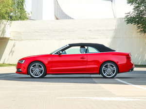 20123.0TFSI quattro Cabriolet 