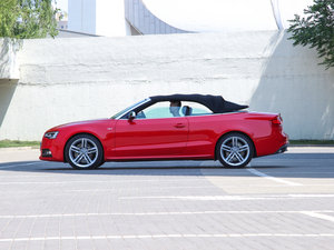 20123.0TFSI quattro Cabriolet 