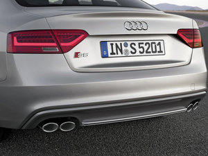 20123.0TFSI quattro Coupe ^