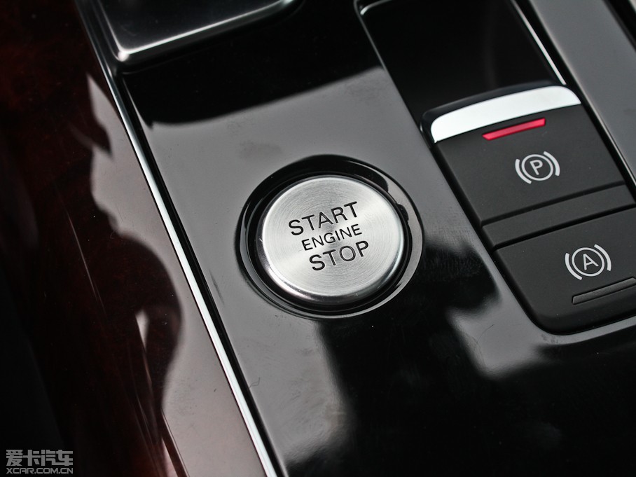 2012?yun)WA8 50 TFSI quattro m