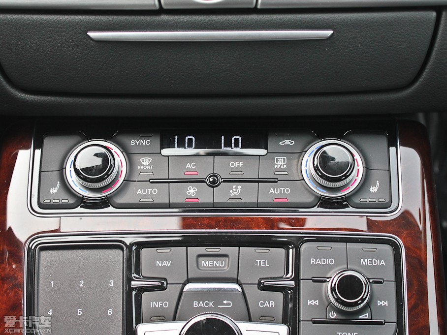 2012?yun)WA8 50 TFSI quattro m