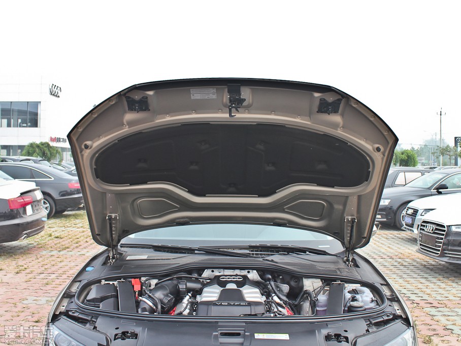 2012WA8 50 TFSI quattro m