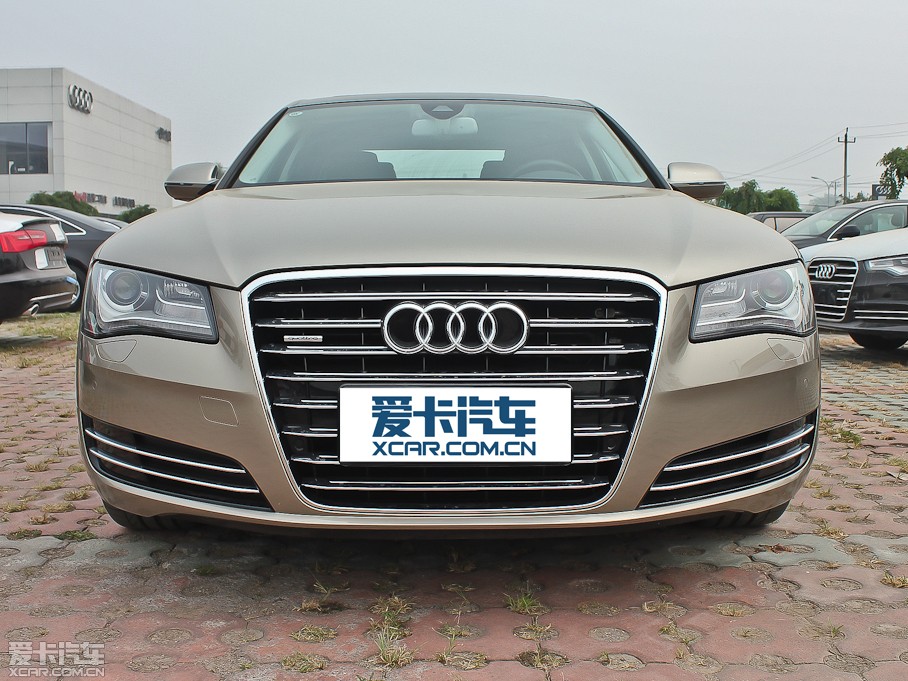 2012?yun)WA8 50 TFSI quattro m