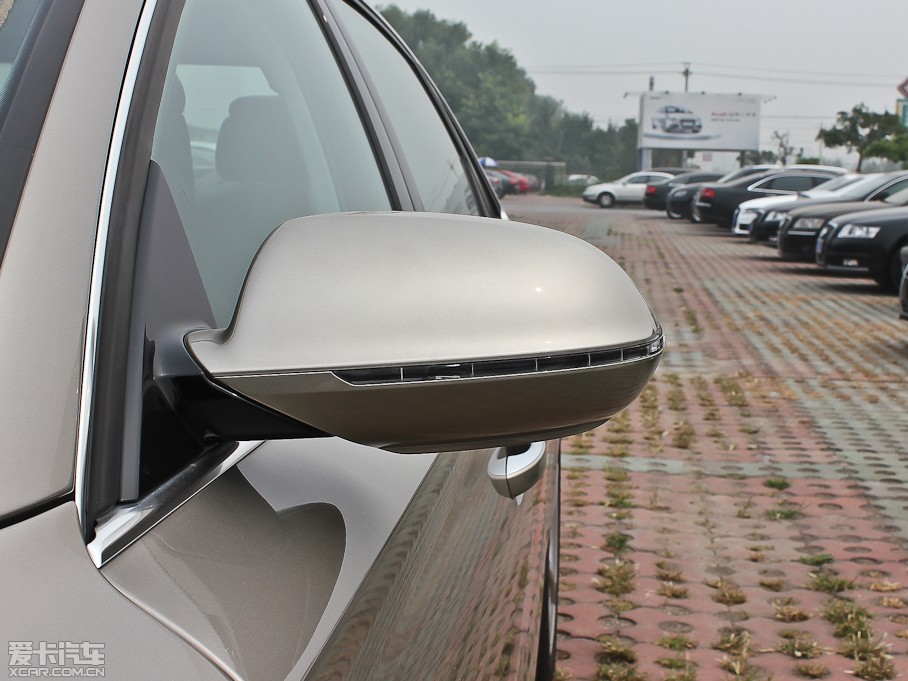 2012WA8 50 TFSI quattro m