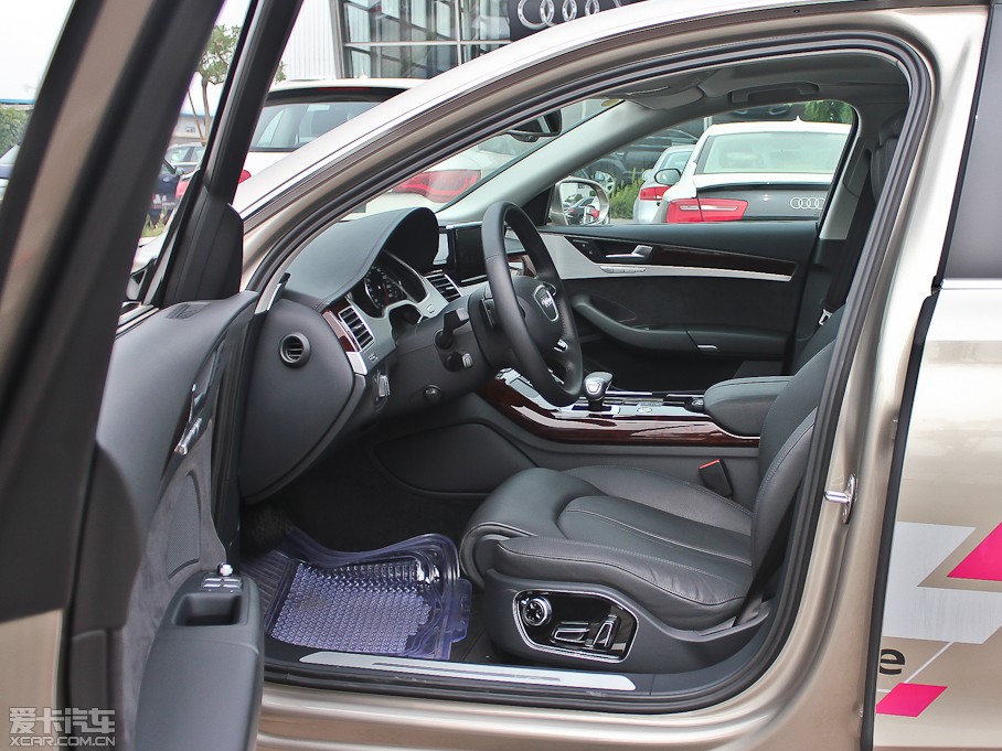 2012WA8 50 TFSI quattro m