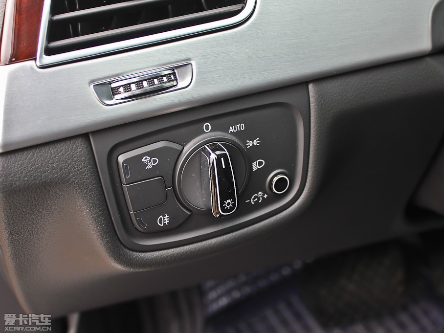 2012WA8 50 TFSI quattro m