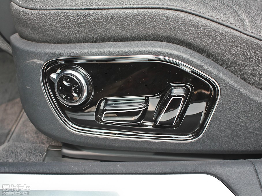 2012WA8 50 TFSI quattro m