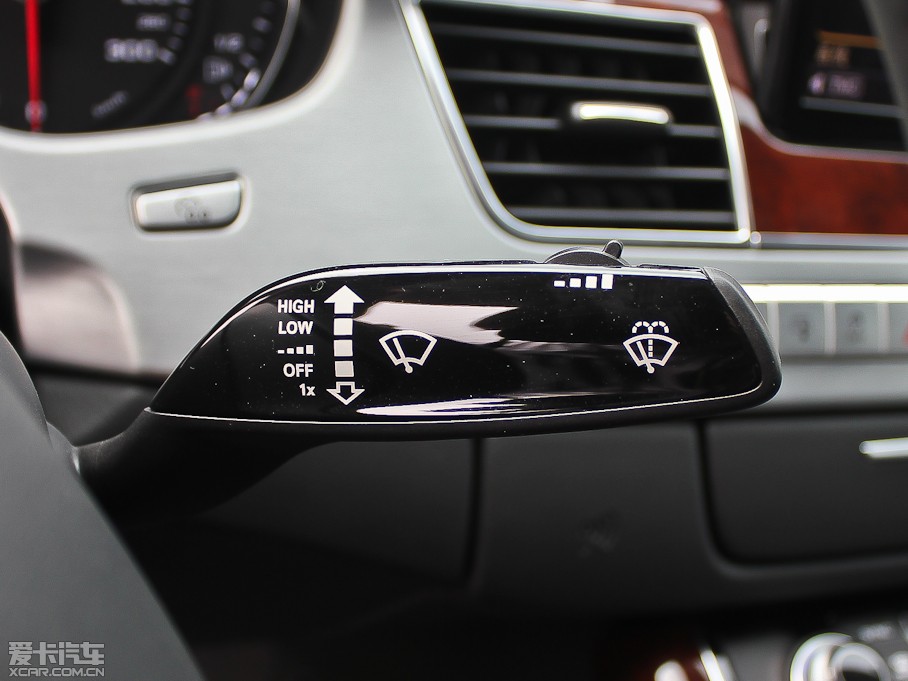 2012WA8 50 TFSI quattro m