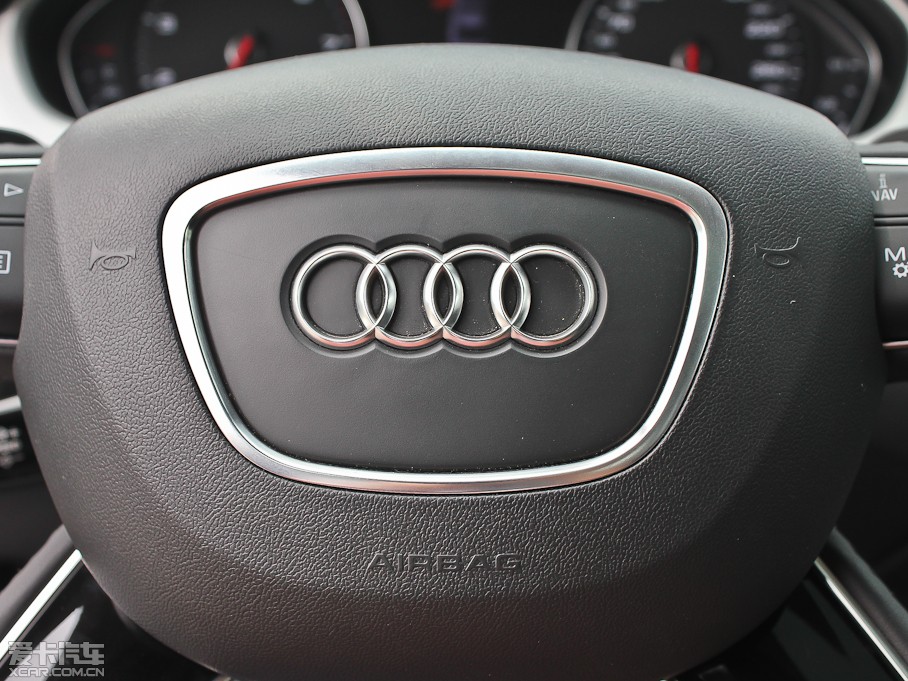 2012WA8 50 TFSI quattro m