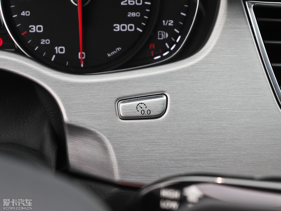 2012WA8 50 TFSI quattro m