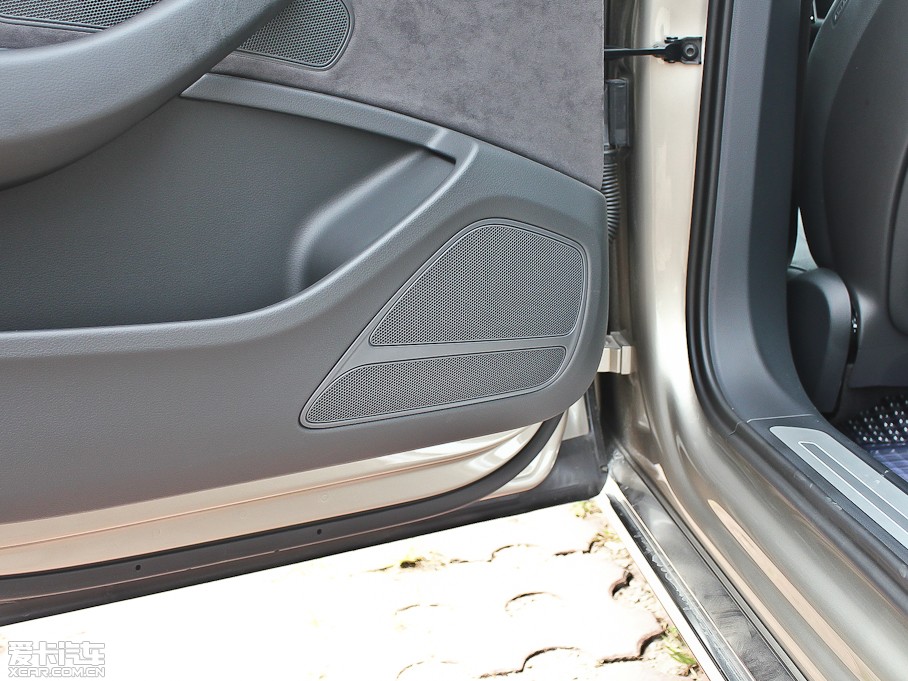 2012WA8 50 TFSI quattro m