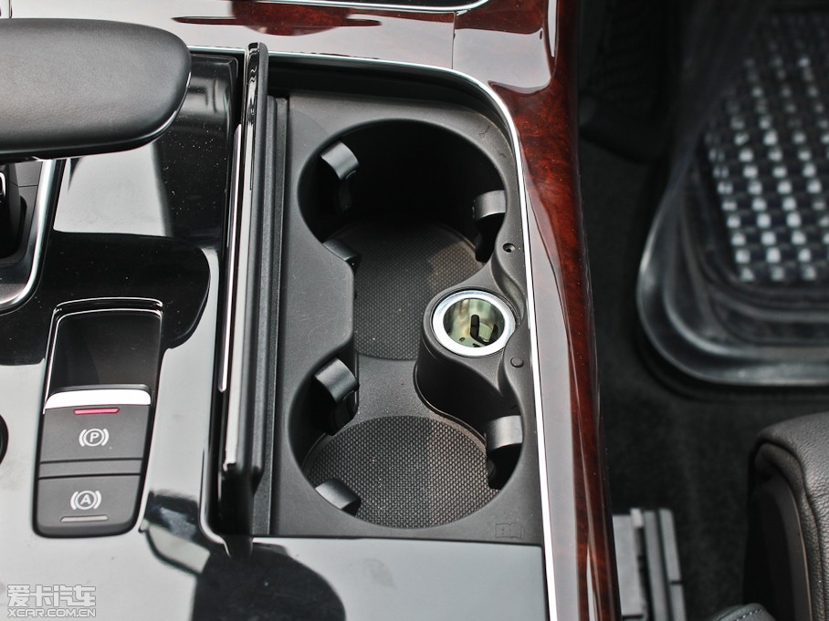 2012?yun)WA8 50 TFSI quattro m