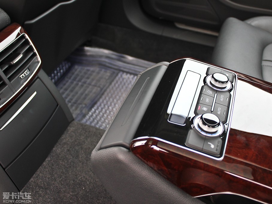 2012WA8 50 TFSI quattro m