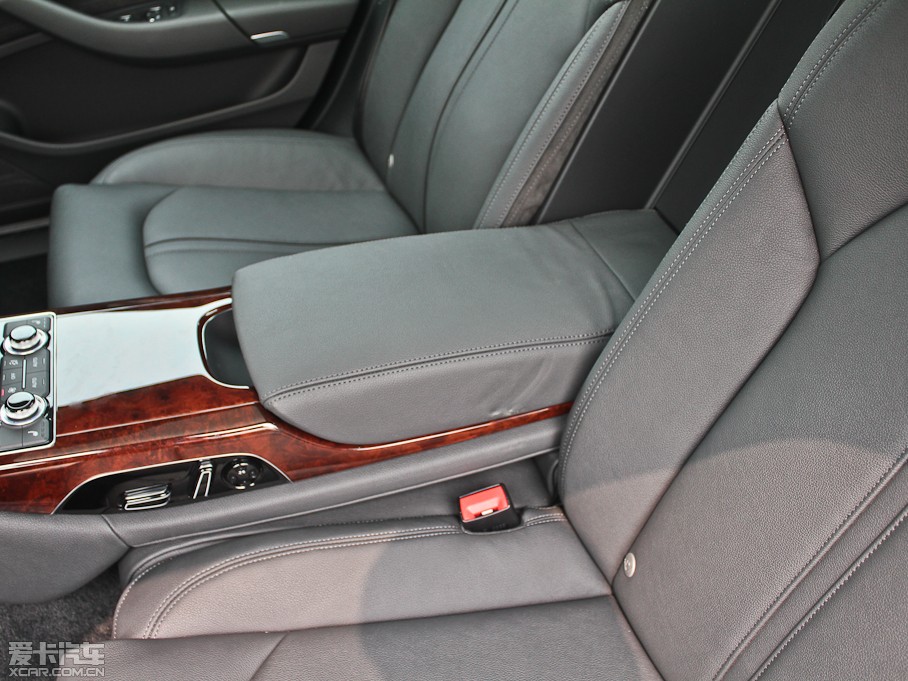 2012?yun)WA8 50 TFSI quattro m