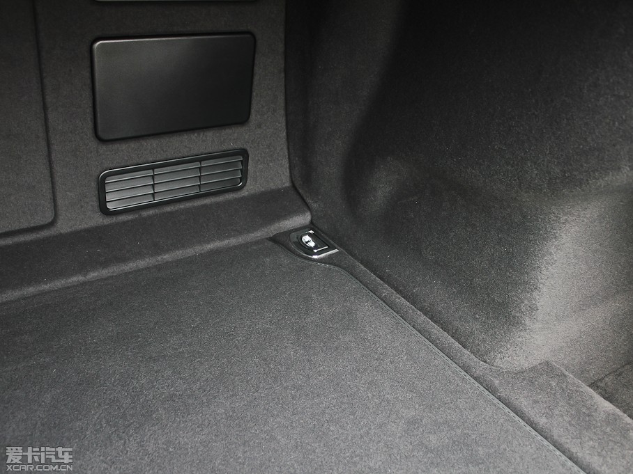 2012WA8 50 TFSI quattro m