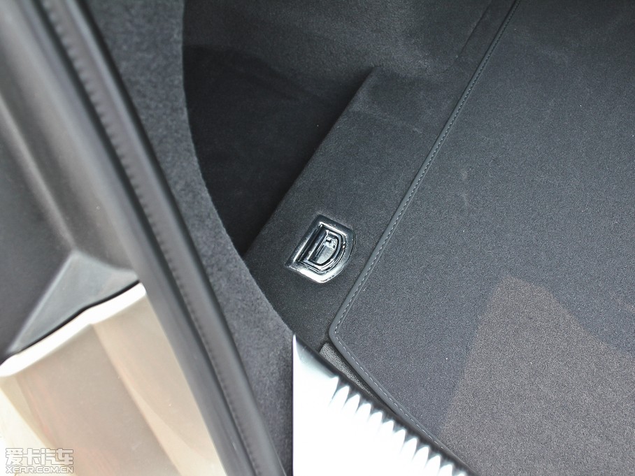 2012WA8 50 TFSI quattro m