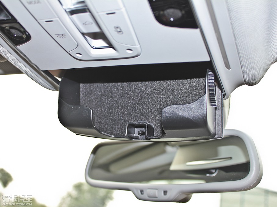 2012?yun)WA8 50 TFSI quattro m