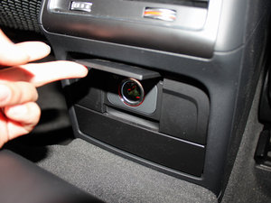 2012Coupe 4.2FSI quattro g