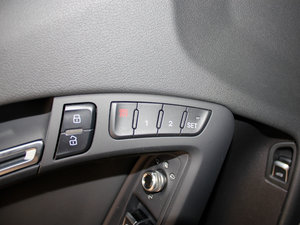 2012Coupe 4.2FSI quattro g