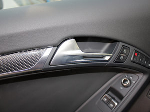 2012Coupe 4.2FSI quattro g