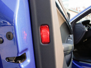 2012Coupe 4.2FSI quattro g