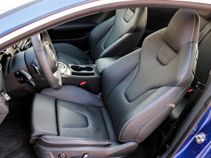 2012Coupe 4.2FSI quattro {