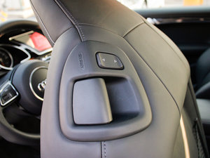 2012Coupe 4.2FSI quattro g