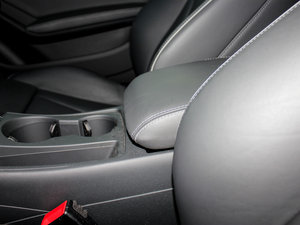 2012Coupe 4.2FSI quattro g