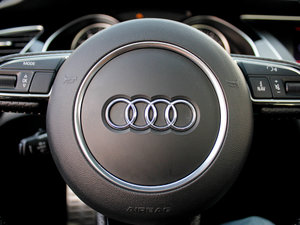 2012Coupe 4.2FSI quattro п؅^