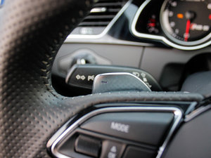 2012Coupe 4.2FSI quattro п؅^