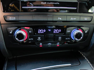 2012Coupe 4.2FSI quattro п؅^