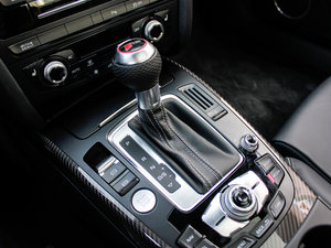 2012Coupe 4.2FSI quattro QU